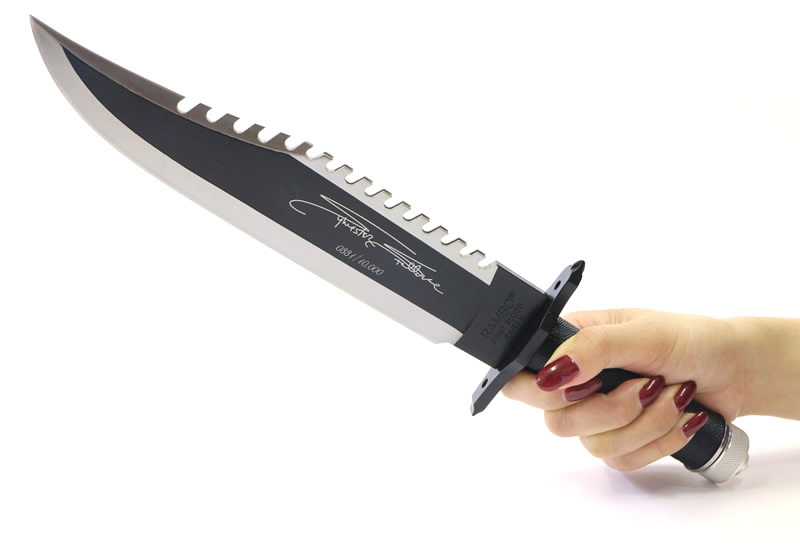 新型ランボーナイフ RAMBO KNIVESランボーナイフ2(怒りの脱出)【世界の